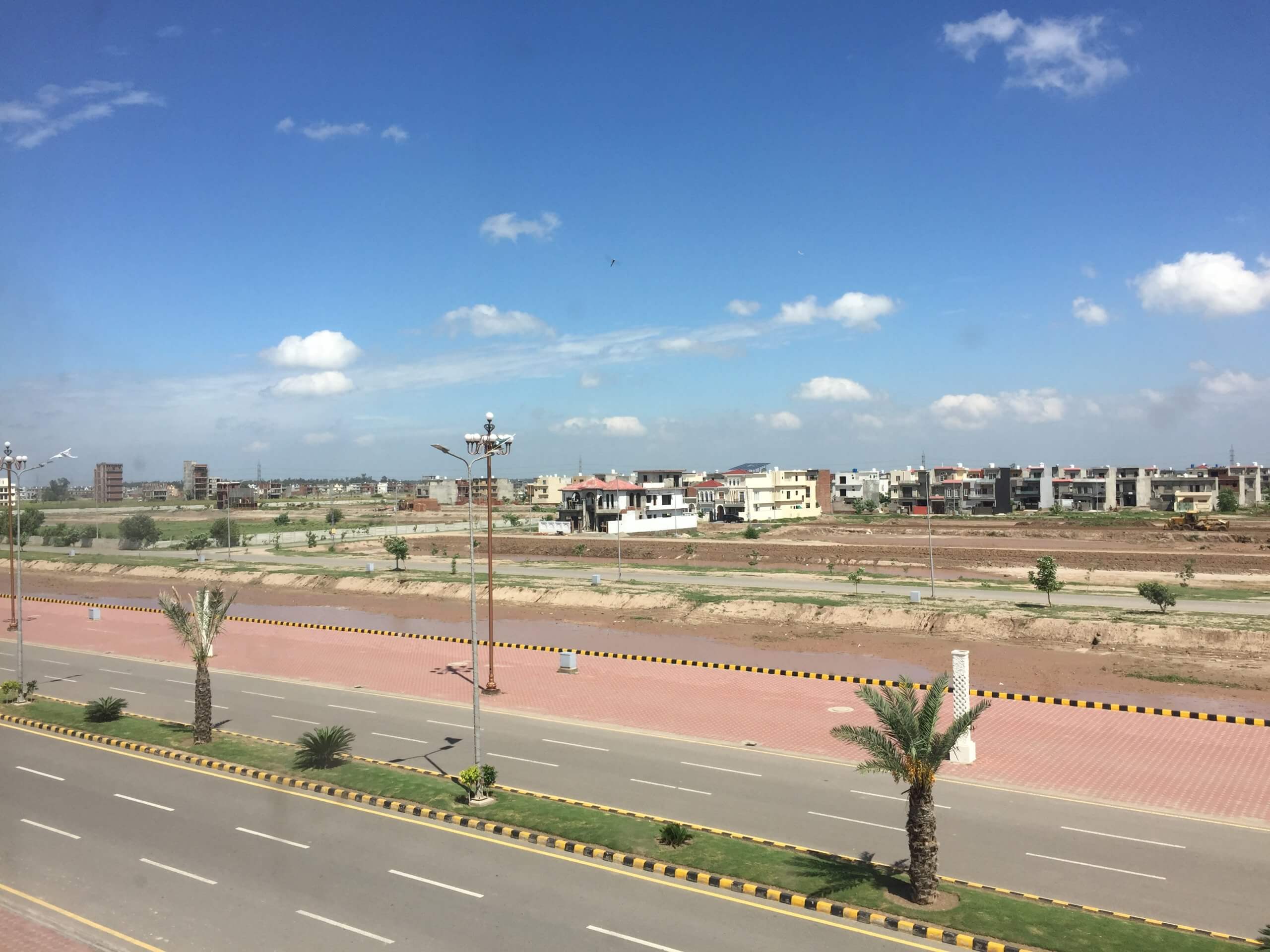 10 Marla Plot For Sale Near To Park In Lowest Price